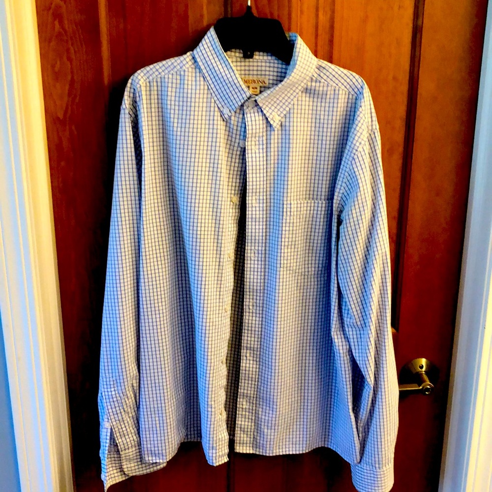 Men’s casual dress shirt